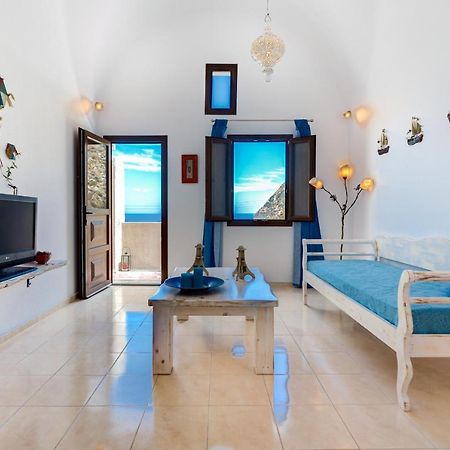 Moschatos Beach House Камарі Екстер'єр фото