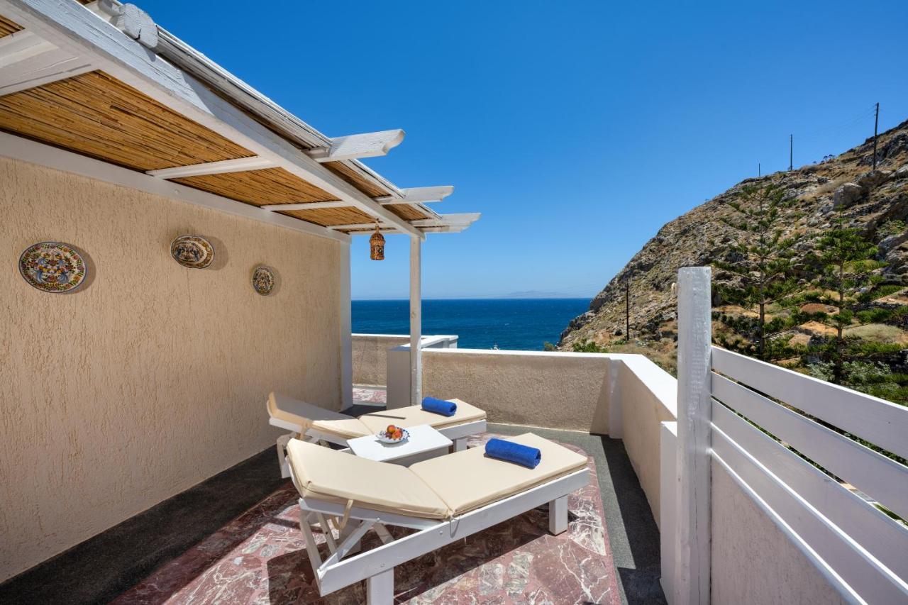 Moschatos Beach House Камарі Екстер'єр фото