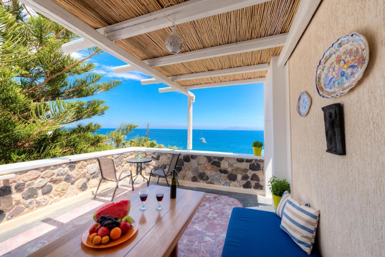 Moschatos Beach House Камарі Екстер'єр фото
