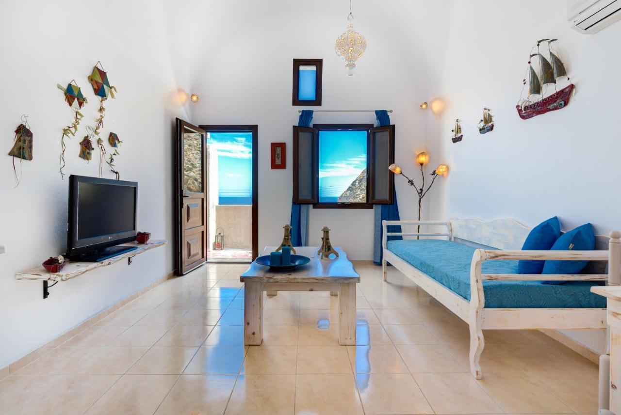 Moschatos Beach House Камарі Екстер'єр фото