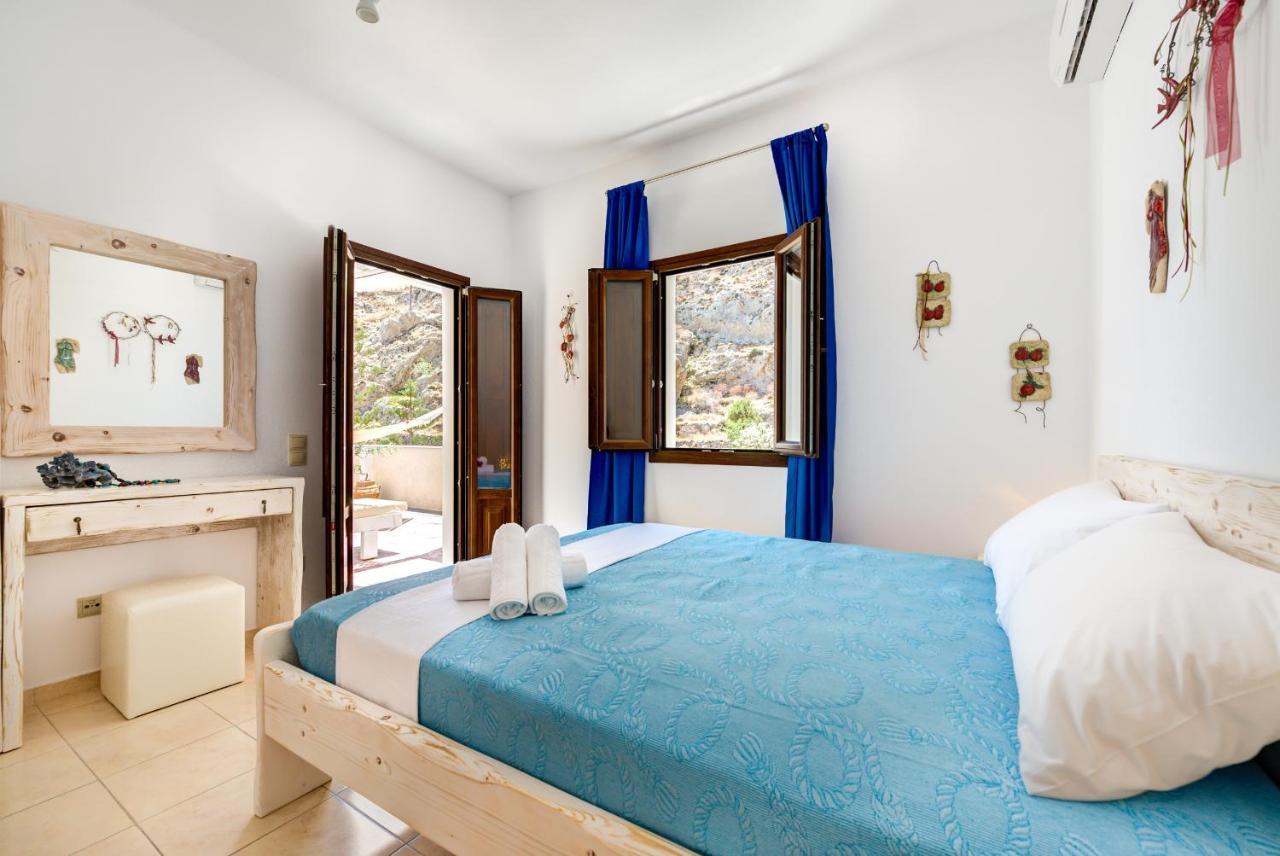 Moschatos Beach House Камарі Екстер'єр фото